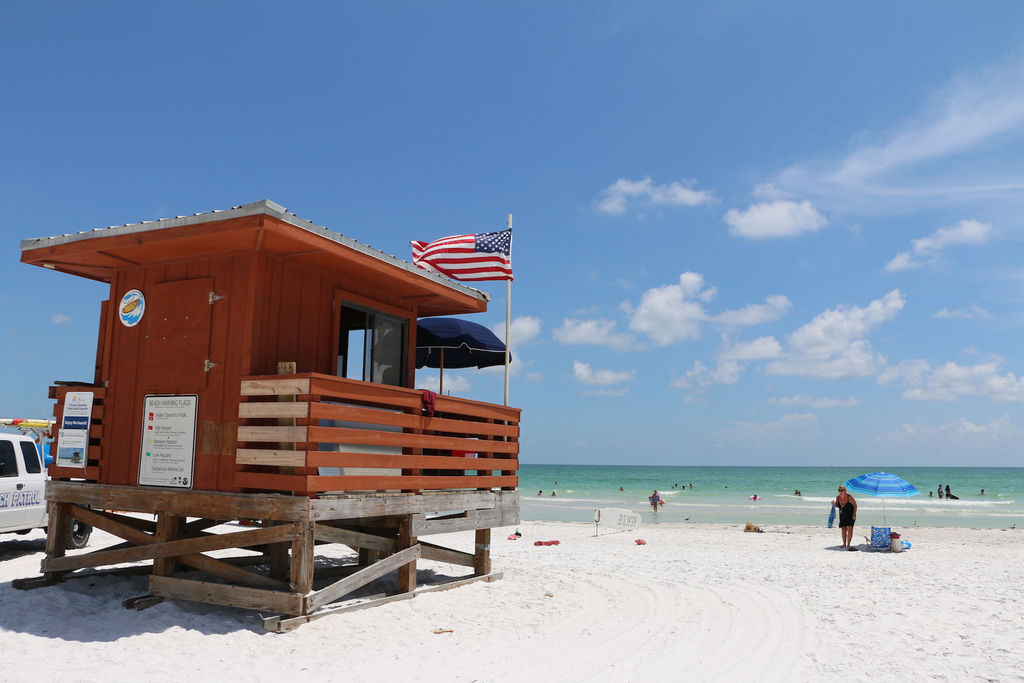 
Lido Beach

