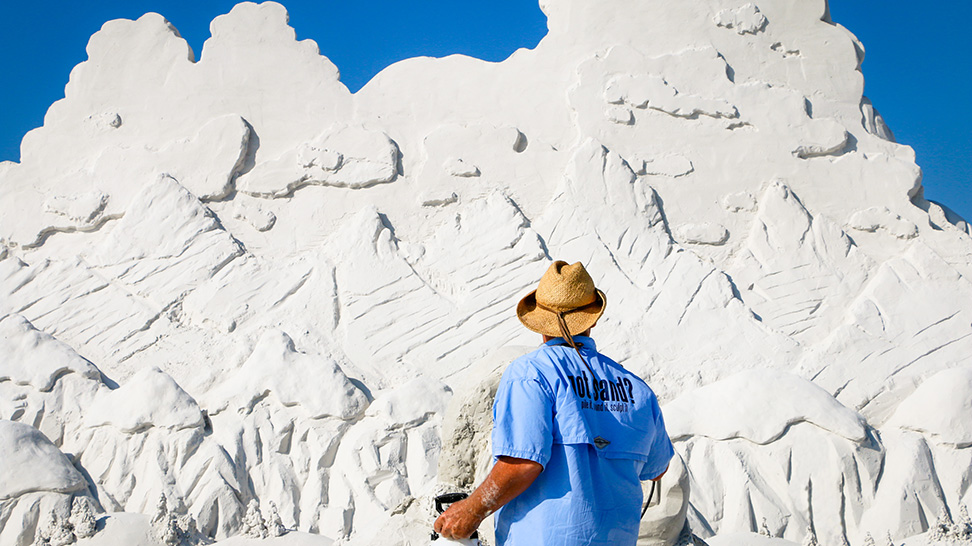 Siesta Key Crystal Classic Presents Sand-Sculpted Masterpieces