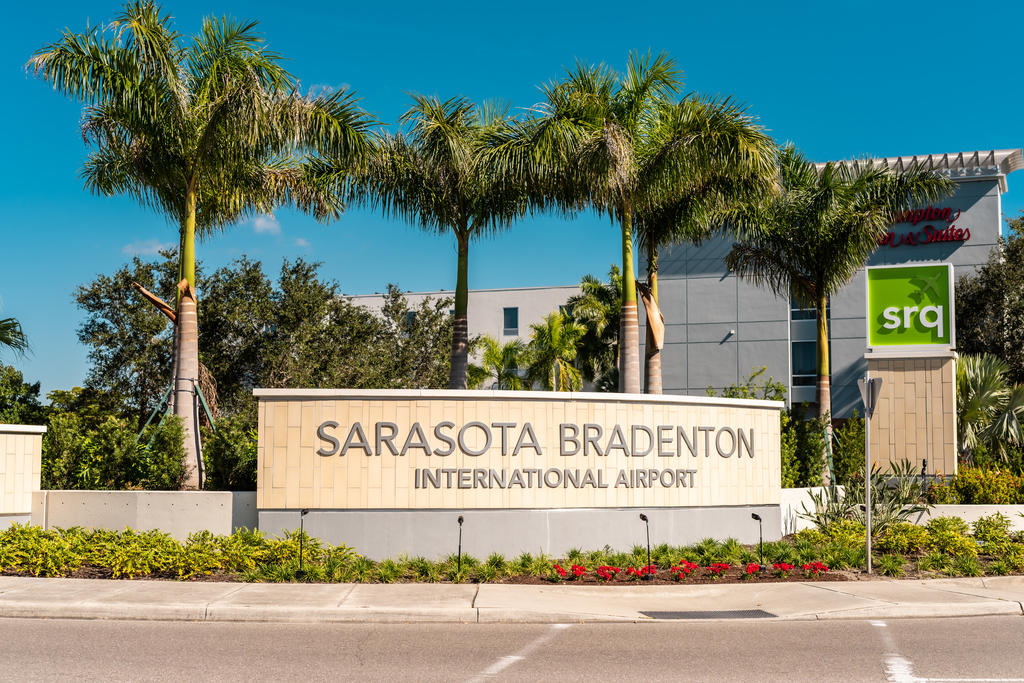 
SRQ Airport is 10 min. from Downtown Sarasota
