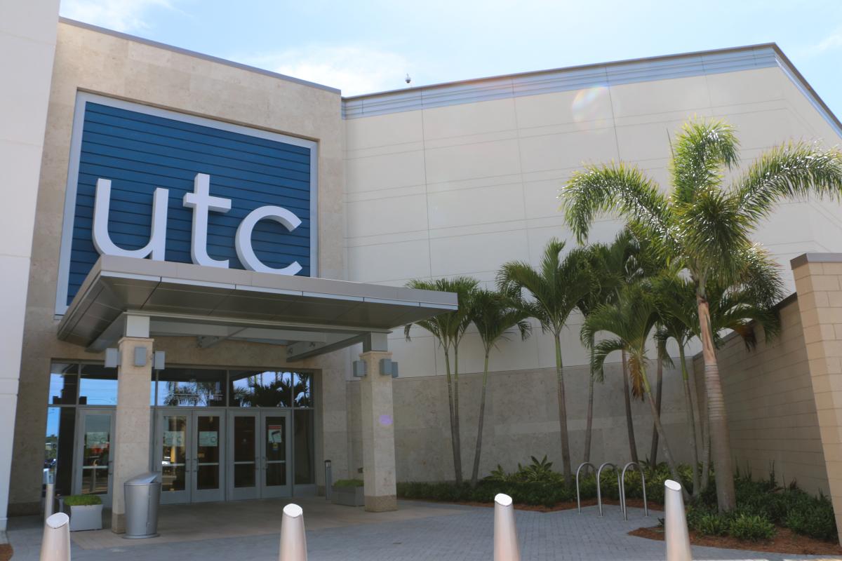Nike store universit deals town center sarasota