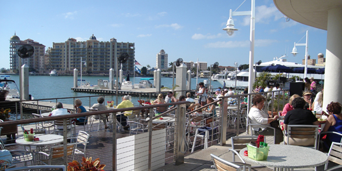 
Marina Jack's restaurant offers al-fresco dining on Blue Sunshine Patio, as well as tables in The Dining Room and its upstairs lounge/piano bar, The Dee Six
