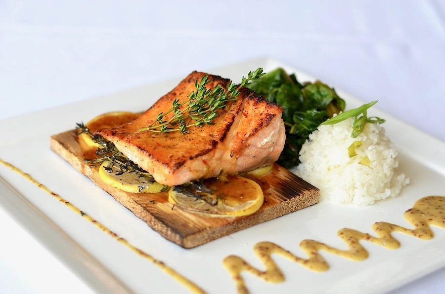 crab and fin savor sarasota salmon dish