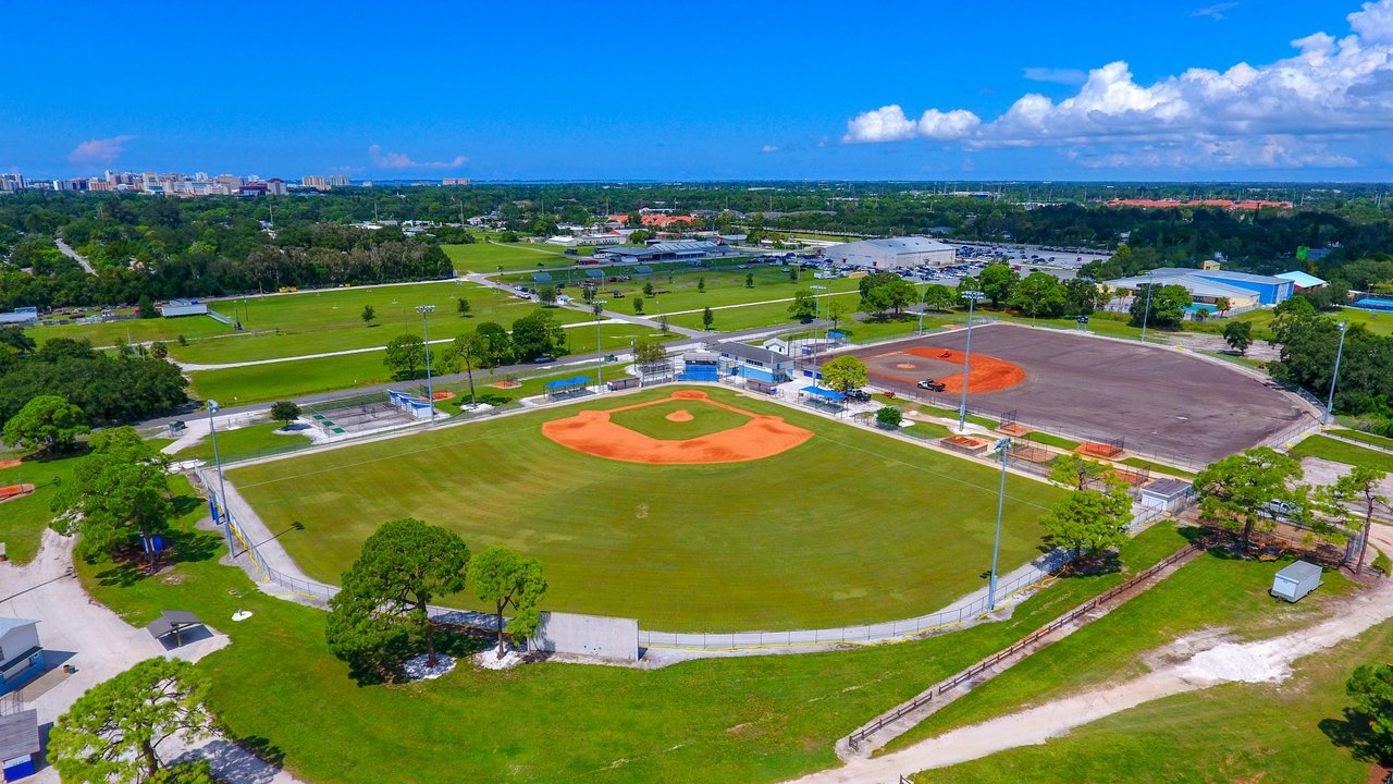 babe ruth sports park to play baseball