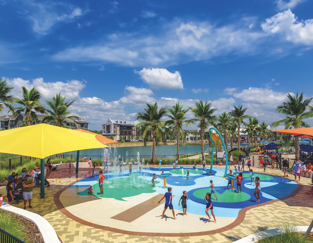 kids running around playing at lakewood ranch's splash park