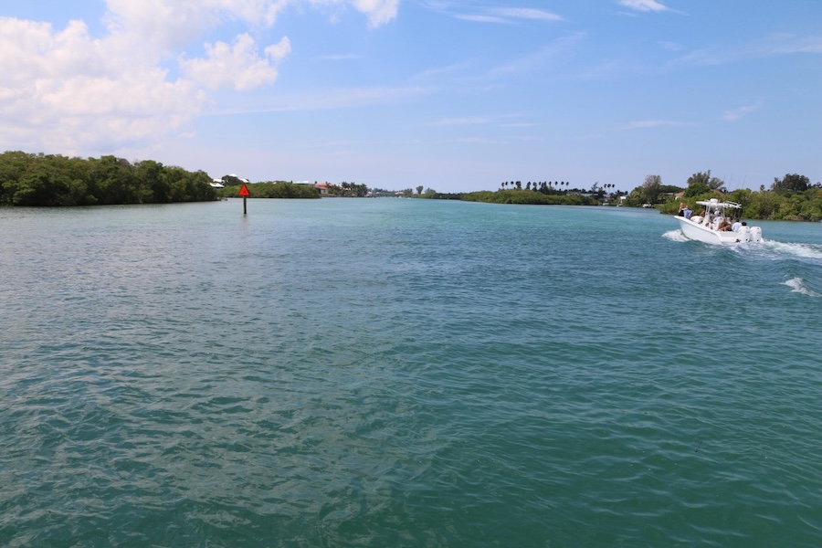 fishing boat charter in sarasota bay