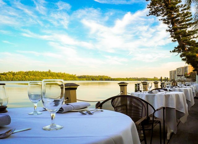 ophelias tables in siesta key