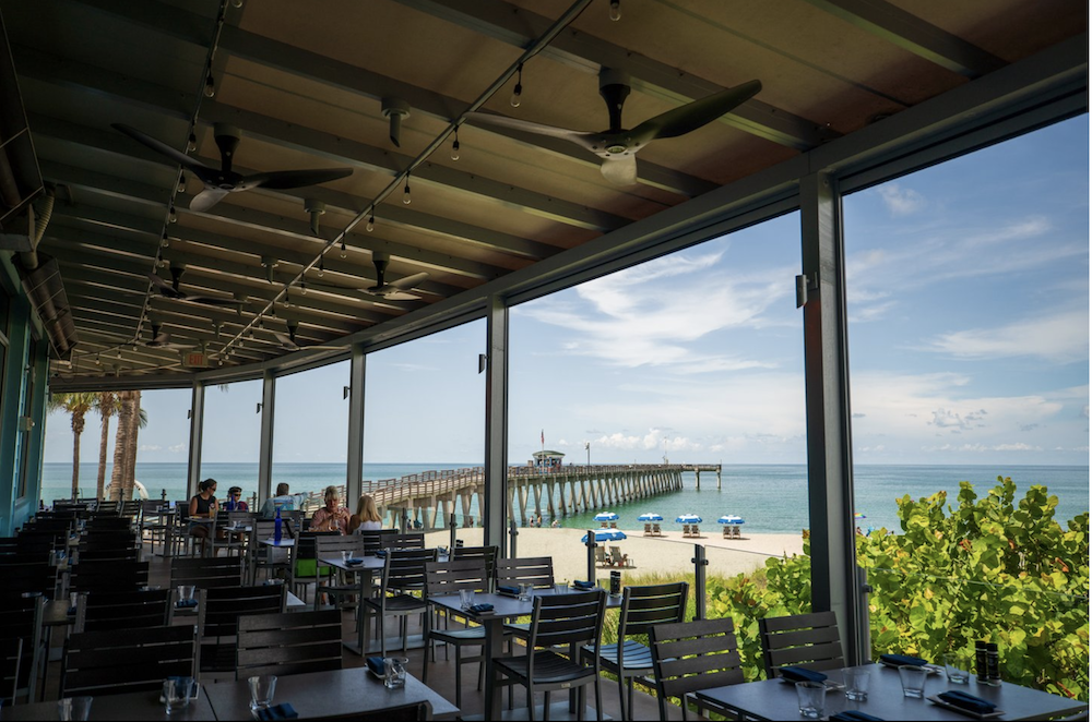 patio dining at fins at sharkys in venice