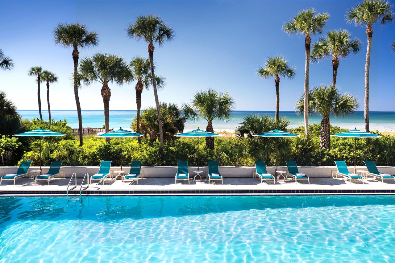 pool loungers at longboat key club