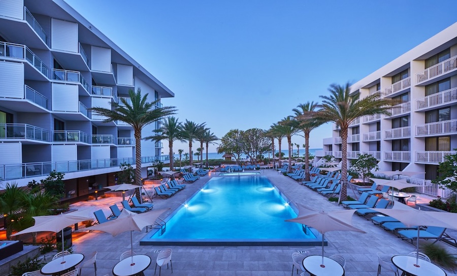 pool at zota beach resort on longboat key