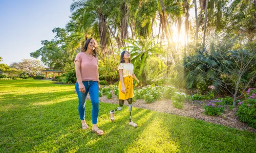 mom and daughter at selby gardens