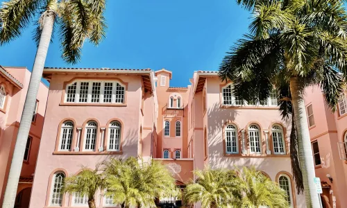 Frances-Carlton Apartments