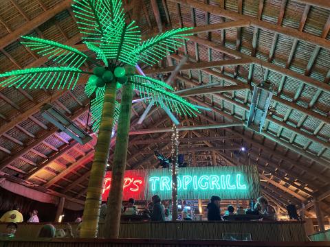 Pop's Sunset Grill