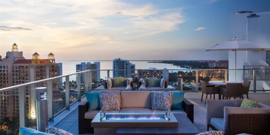 The Westin Hotel Rooftop Bar
The Westin Hotel Rooftop Bar