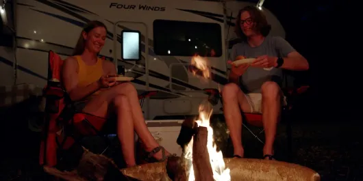 couple glamping in sarasota fl