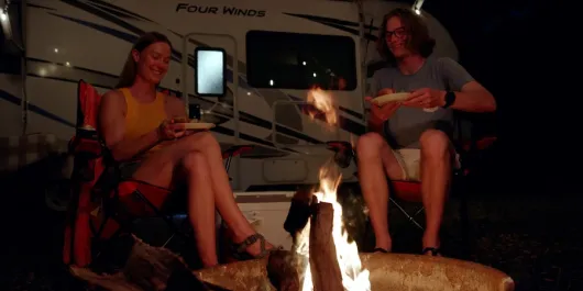 couple glamping in sarasota fl