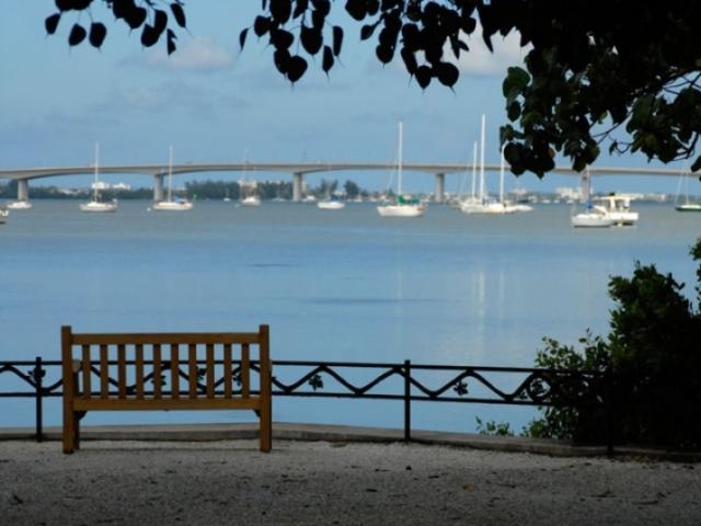 1069_716x480.jpg - 10-acre View of Sarasota Bay