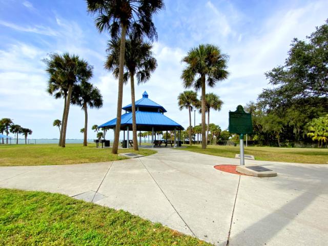 Whitaker Park - Perfect place to watch the sunrise or sunset, fish, or walk a leashed pet.