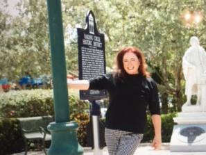 SST Logo - Sarasota Suncoast Tours offers Sarasota's most exciting tour experiences with a variety of local tours: food, history, ghosts and murder, family adventure, drinking and more! We also offer private group narrated trolley or mini-bus tours.