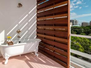 Downtown Sarasota Hotels And Places To Stay Visit Sarasota
