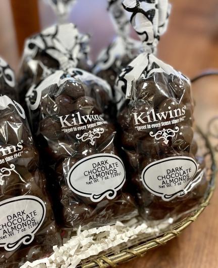 Kilwins old-fashioned confectionary shop selling chocolates, handmade sweets & gift baskets