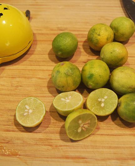 Key Limes.  Photo by Robin Draper.