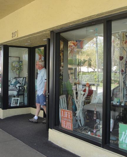 Venice Shopping. Seaside chic. Photos by Beth Luberecki