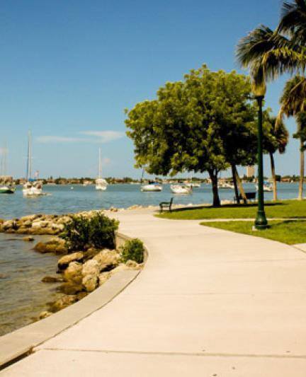 Bayfront Park - the sidewalk preceding the waters at the bay. Photo credit: Ally Beames.