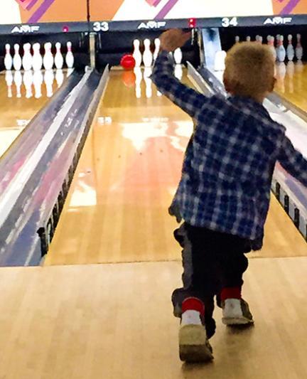 Bowling family-fun at Sarasota Lanes on a rainy day in Sarasota County. Photo by Liz Sandburg