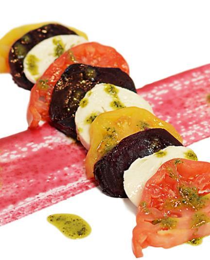 The caprese salad from Café Barbosso