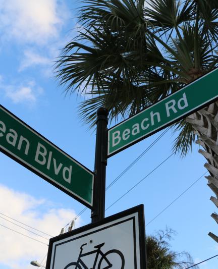 Siesta Village street signs