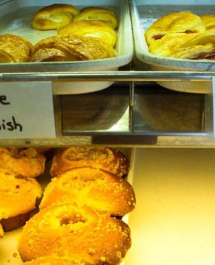 Simply Yum Yum Bakery. Photo credit: Beth Luberecki
