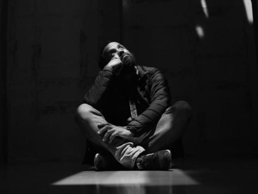 Artist Carlos Bunga Photo