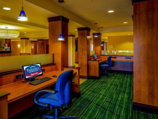 2901_720x480.jpg - 24 Hour Business Center Photo 3