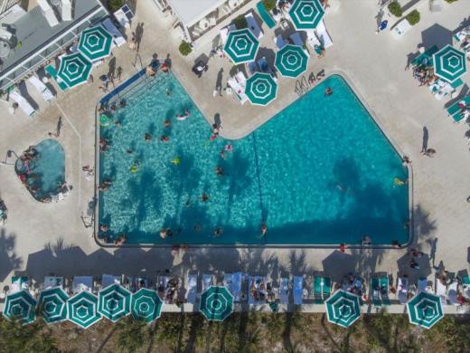 Inn On The Beach Pool Photo 10