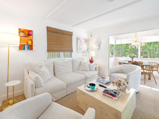 Hidden Oasis - An adorable dog-friendly bungalow nestled in the Laurel Park neighborhood and walking distance to vibrant Downtown Sarasota. Photo 5