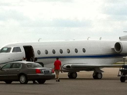 700_947x480.jpg - Sedan Service Photo 5