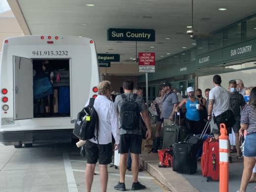 Airport Service - Door to Door Service Photo 8