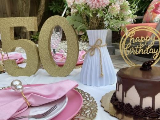 Private Custom Picnic Birthday - Sun Served Bespoke Picnics serves Sarasota and surrounding areas with Luxury picnics, proposals, micro-weddings, anniversaries, room decor, flower boxes, custom gif... Photo 24