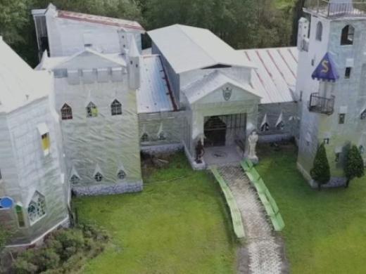 Solomon's Castle - Solomon's Castle Image Photo