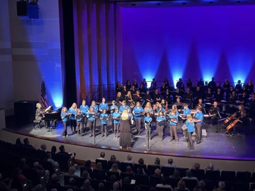 Youth Chorus - Performing in multiple languages Photo 2