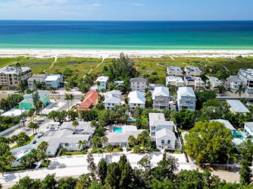 Sea Spray Overhead View Photo