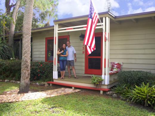 Lily Patch Bungalow (2b/2b) Photo 2