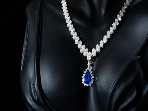 Coffrin Necklace Photo 3
