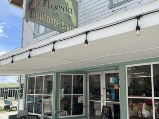 The Old Florida Outdoor Center and Gallery - Offering unique items made by local Artists and Florida gifts, Live music in the courtyard every Wednesday Photo 4