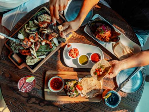 Kolucan Table Photo