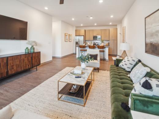 Palm Grove Living Room Photo 3