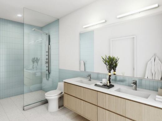 Bath & Racquet Bathroom Photo 4