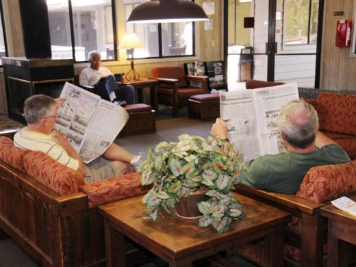 DaySpring Lobby Photo 2