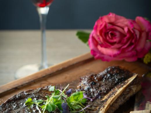 Rose & Ivy Plate Photo 3