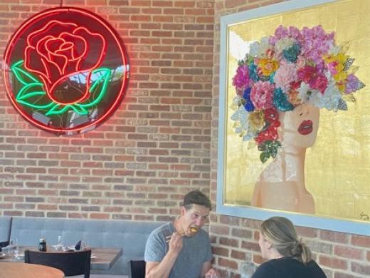 Rose & Ivy Wall Photo 5